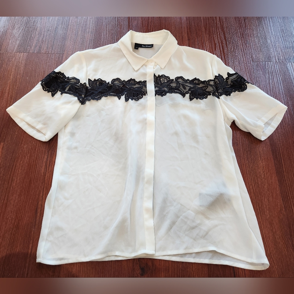 The Kooples Sutton Elegant White and Black Lace Insert Crepe Women's Top Bold - Picture 2 of 12